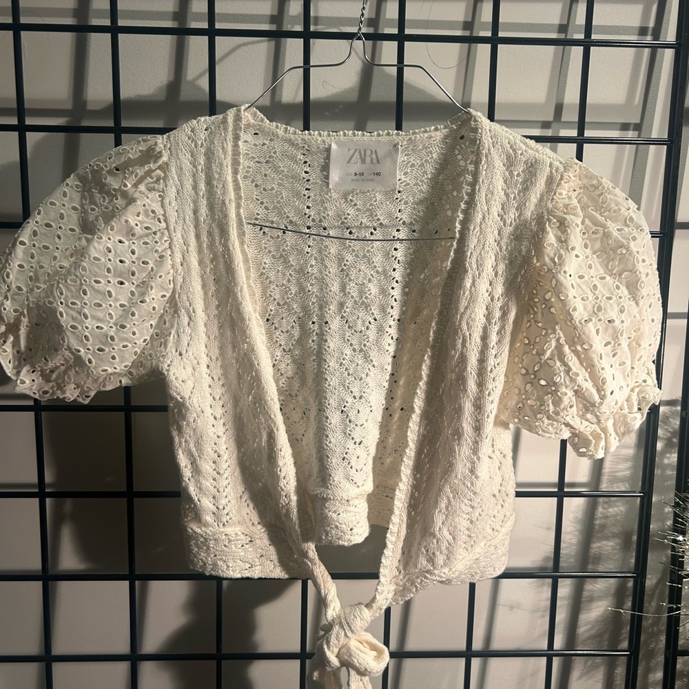 Zara Girl’s Cream‎ Eyelet Top